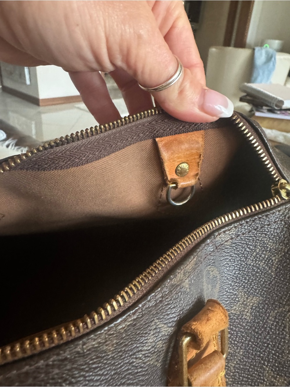 Louis Vuitton monogram 30 speedy Brown Leather-Satchel - Brown/Tan bag - Picture 12 of 17